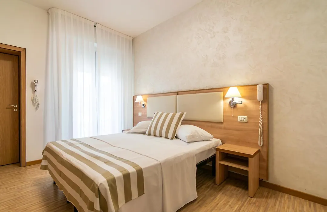 Hotel Losanna-1