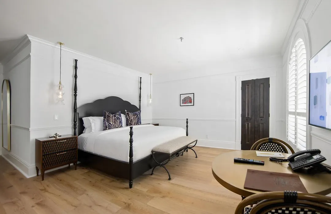 Fairmount Hotel-1