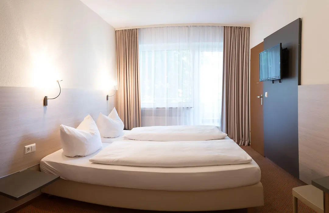 AKZENT Vitalhotel König-1
