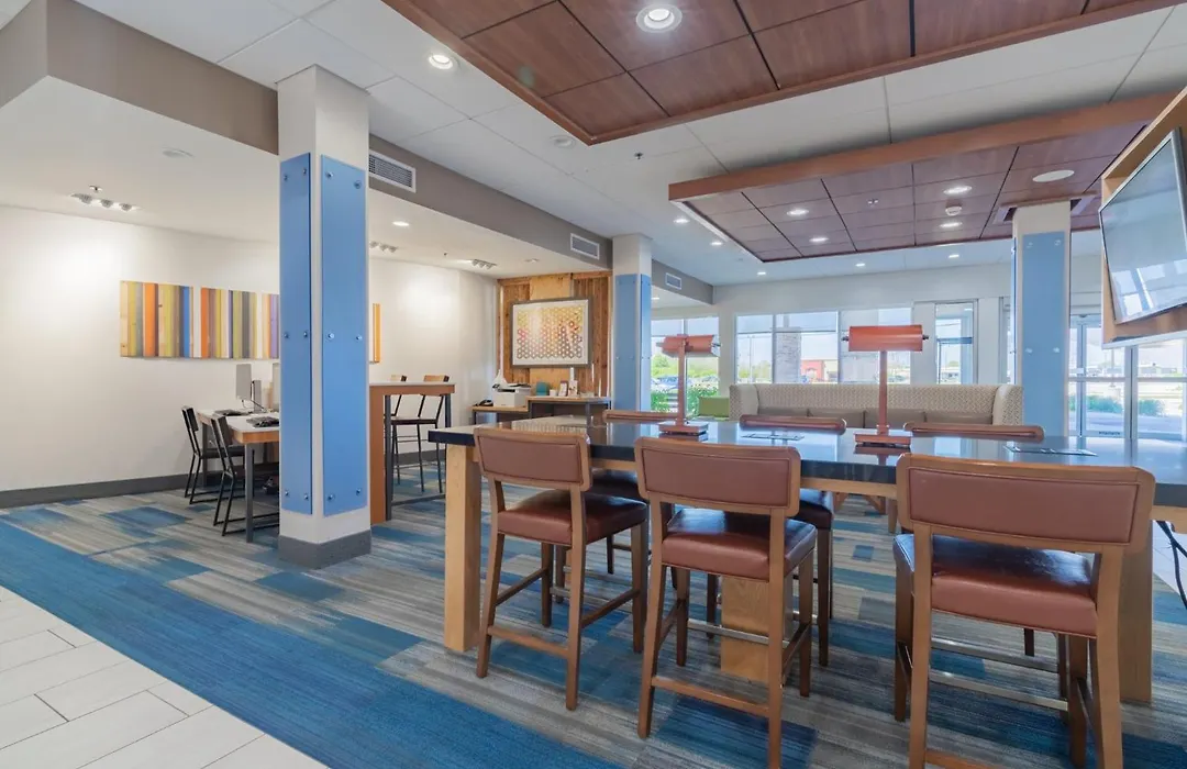 Holiday Inn Express & Suites - Marion By Ihg-1