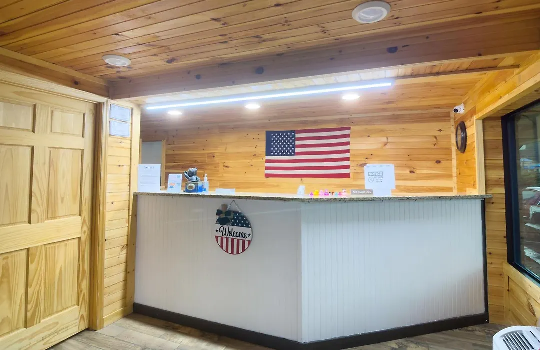 Tennessee Mountain Lodge Riverside By Oyo-1
