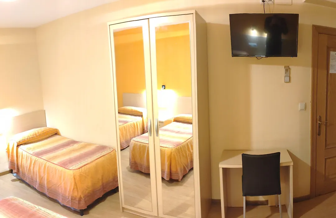 Hostal Hispanico I-1