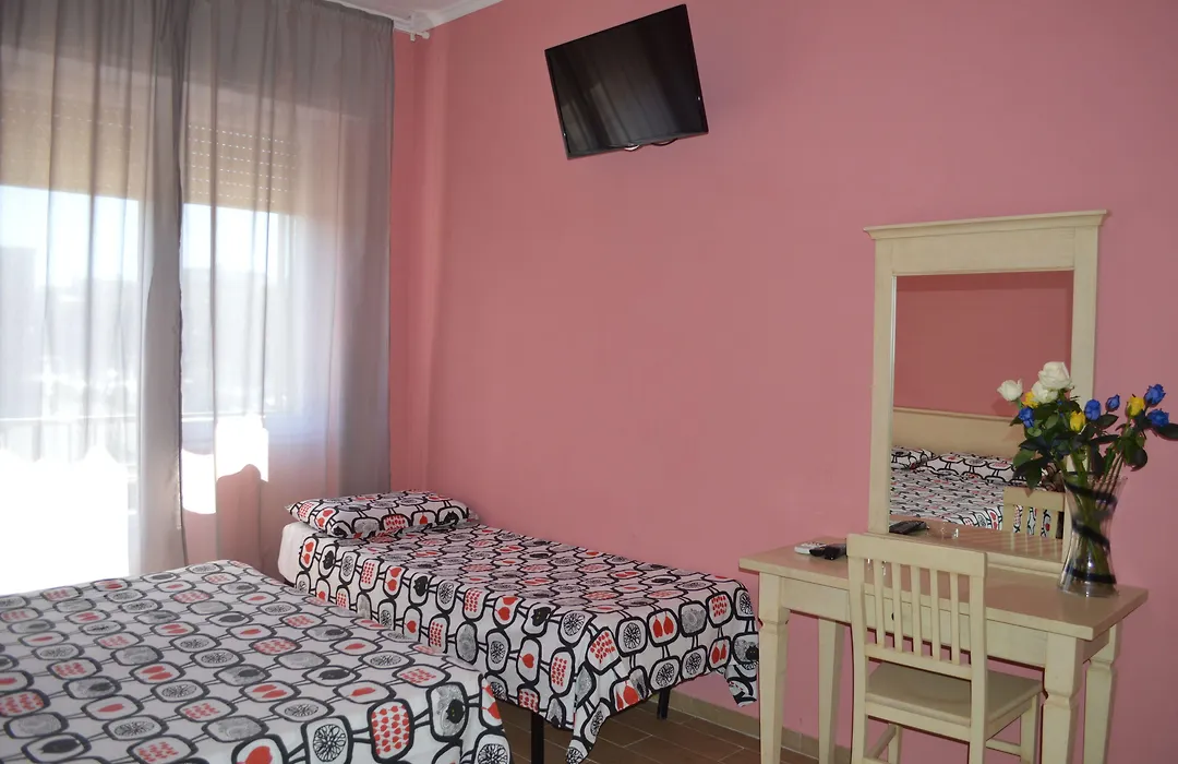 Albergo Italia Torvaianica-1