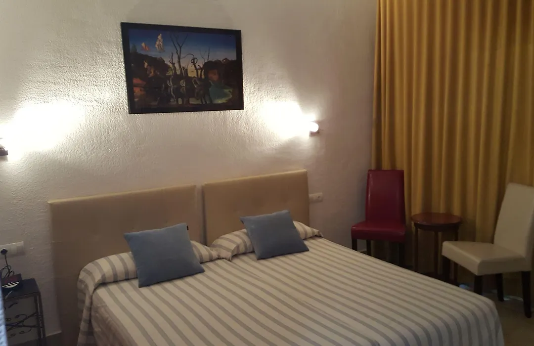 Hostal Residencia Catalina-1
