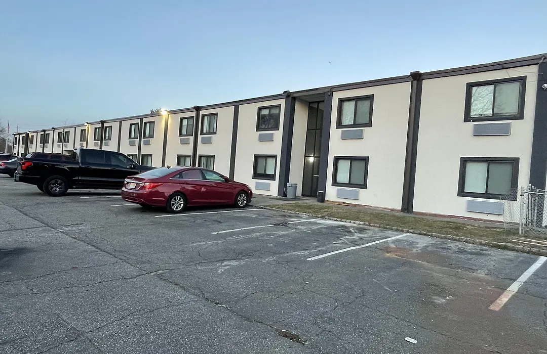 The Wayne Inn-1