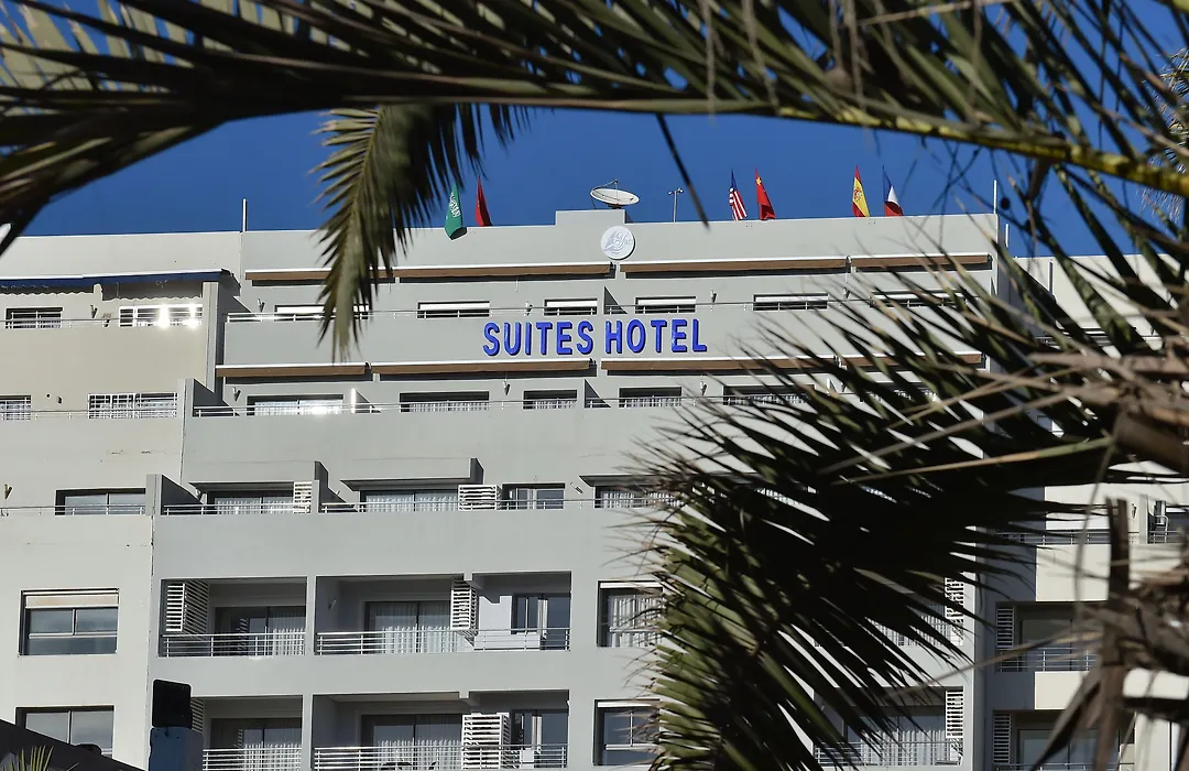 Le Yacht Suites Hotel-1