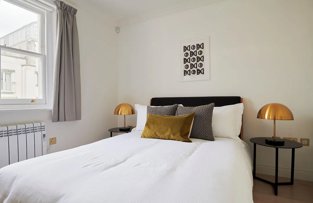 Sonder Kensington Town House-1