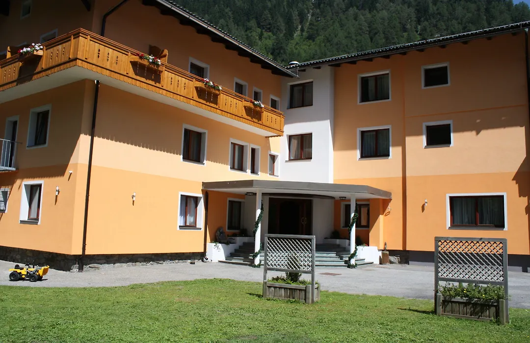 Hotel Hubertus-1