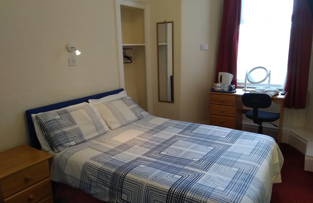 Lamplighter Guesthouse-1