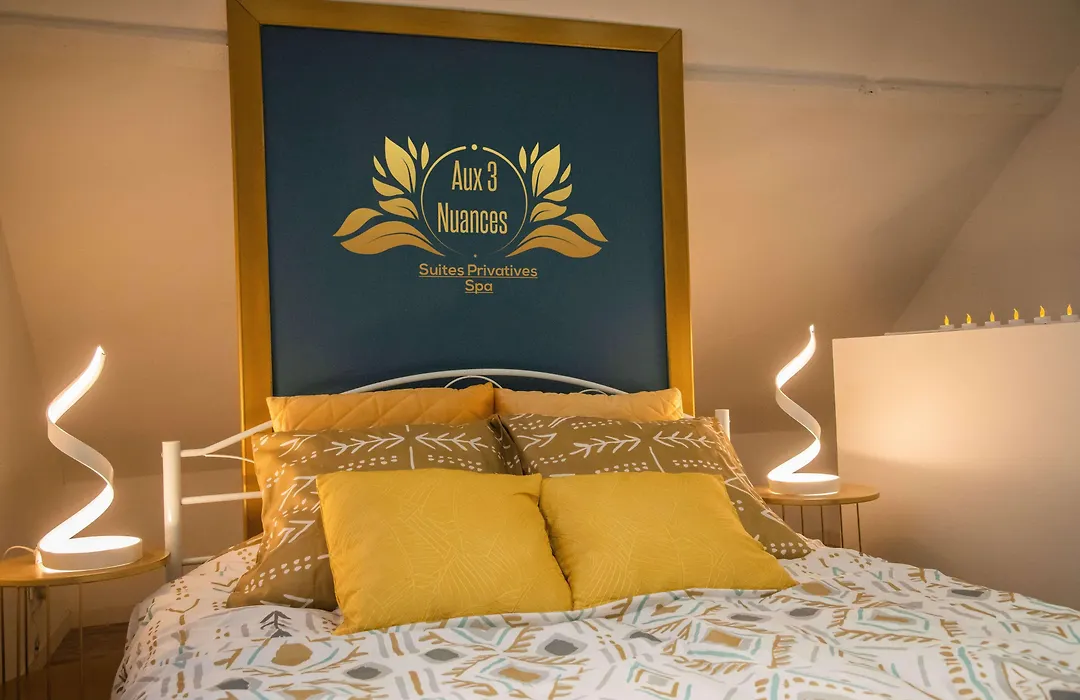 Aux 3 Nuances Suites Privatives&Spa-1
