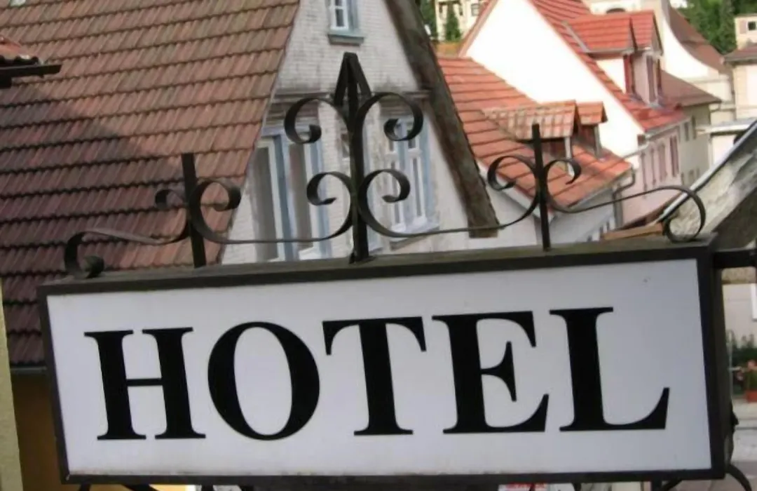 Eintracht Hotel-1