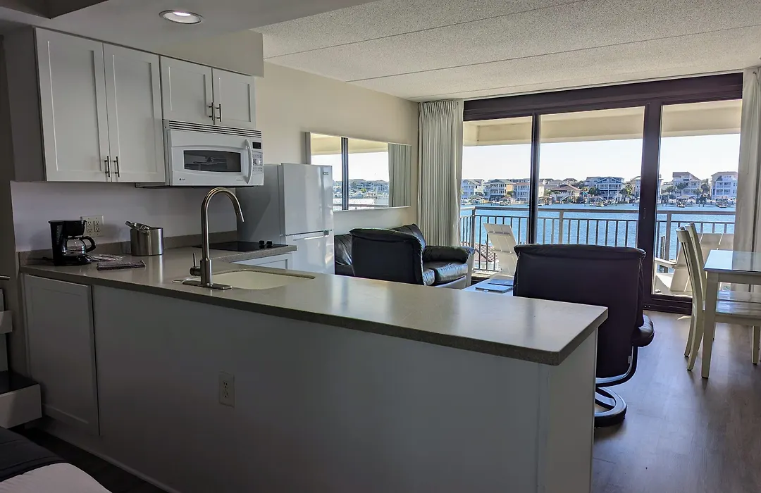 Harbor Inn-1