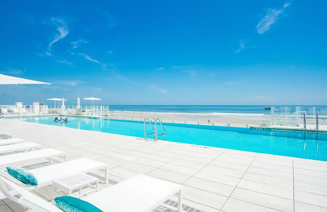 Daytona Grande Oceanfront Resort-1