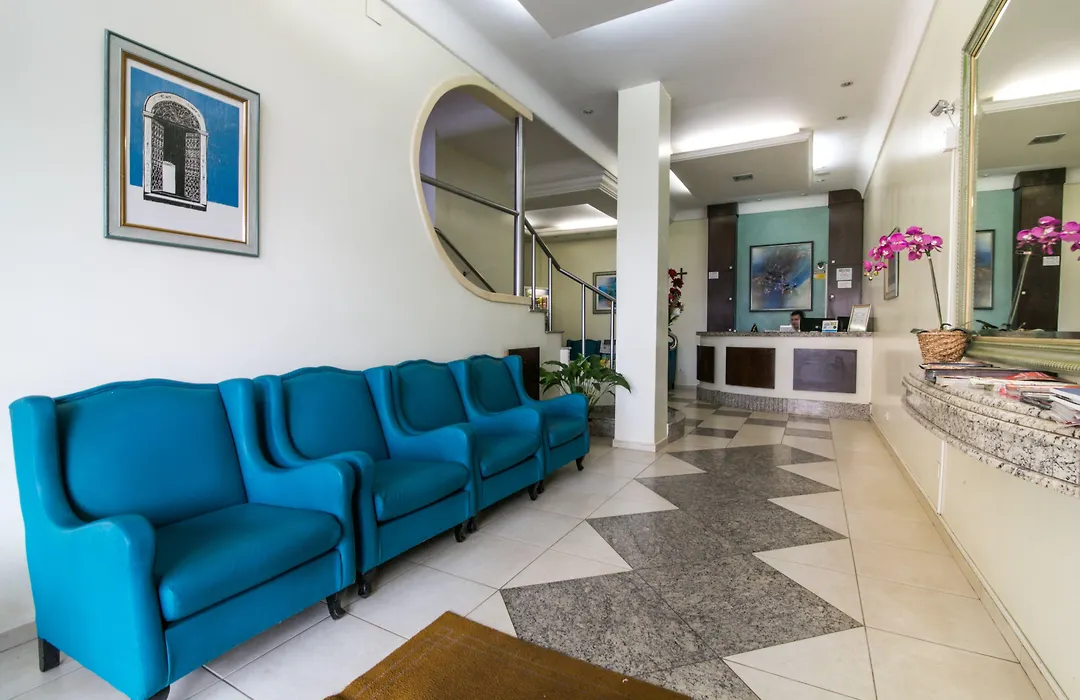 Grand Prix Hotel-1