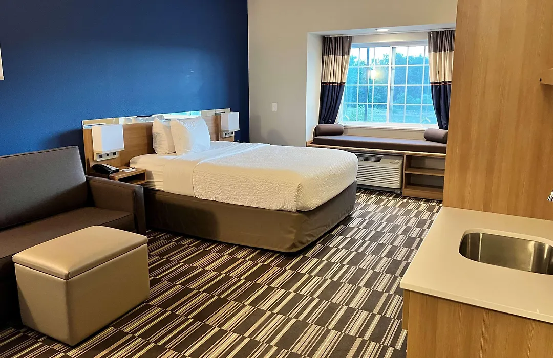 Microtel Inn & Suites By Wyndham Fountain Fort Carson-1