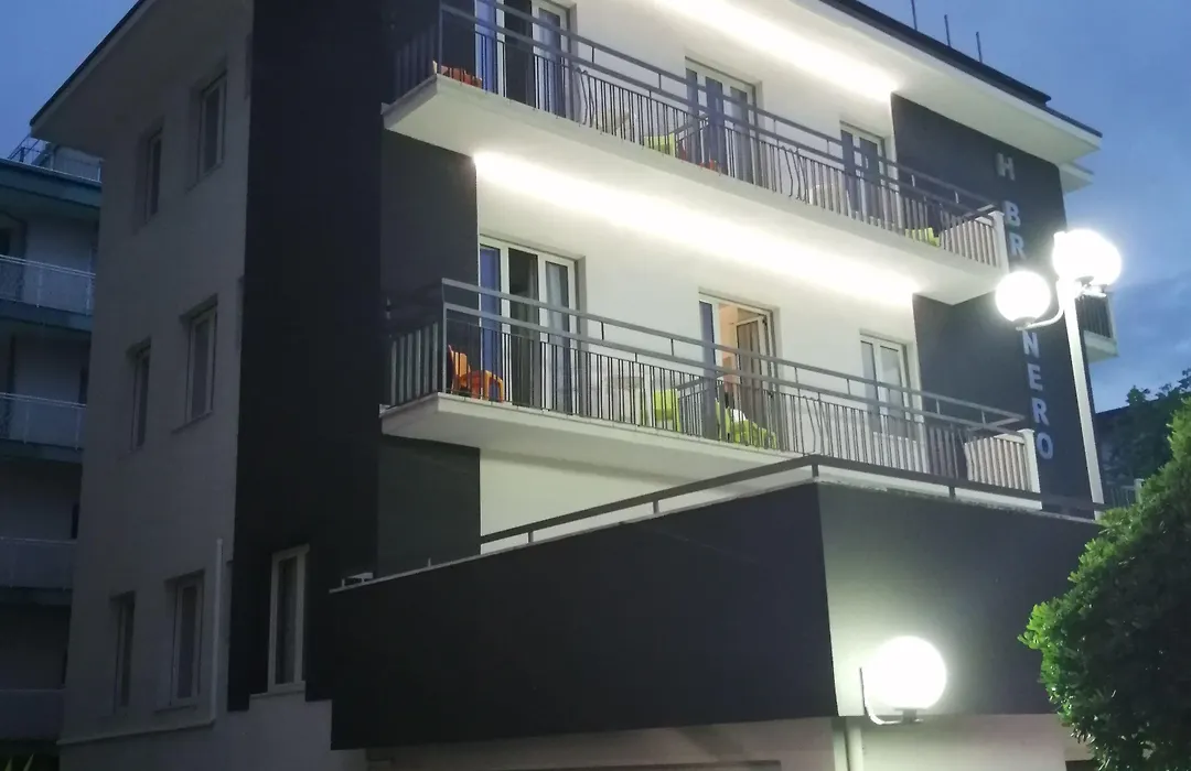 Hotel Brennero-1