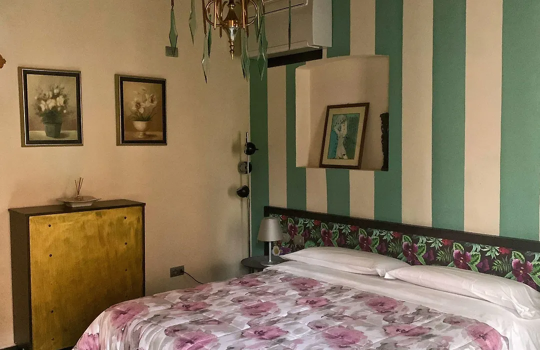 Cortiletto d'Alba camere con ristorante-1