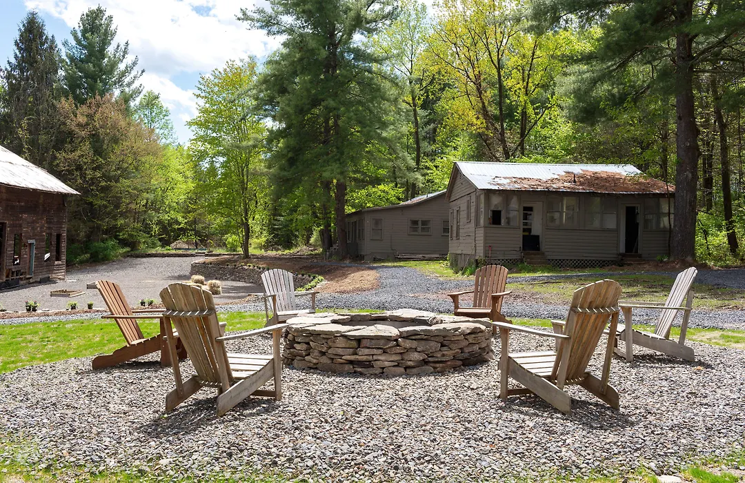 Stonehill'S Farmhouse-1