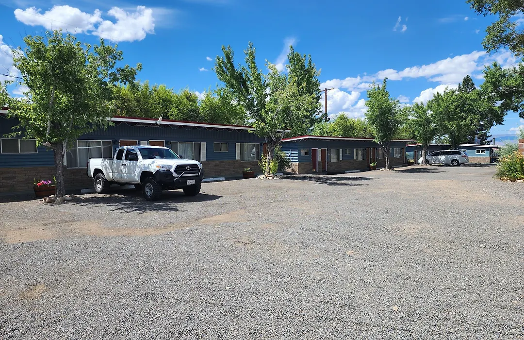 Toiyabe Motel-1