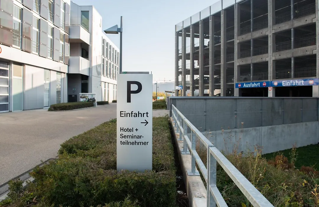 Livenwork Hotel & Coworking Gvz Ingolstadt-1