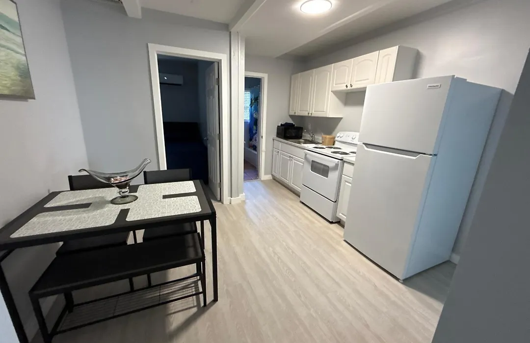 Barefoot Bay Resort Motel-1
