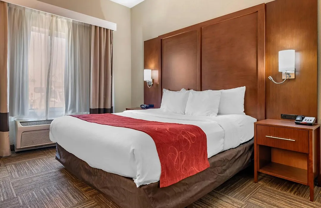 Comfort Suites Urbana Champaign, University Area-1