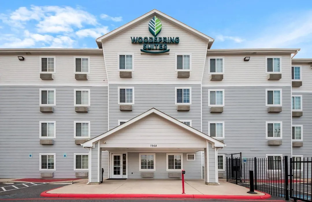 Woodspring Suites San Antonio South-1