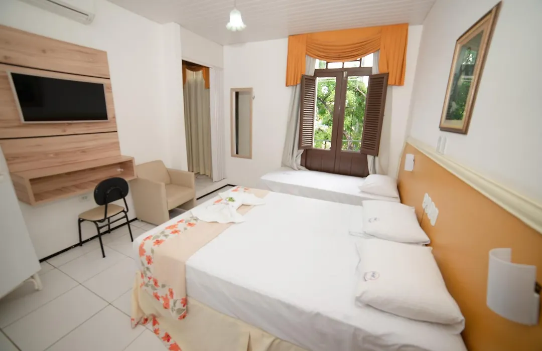 Hotel Villa Real-1