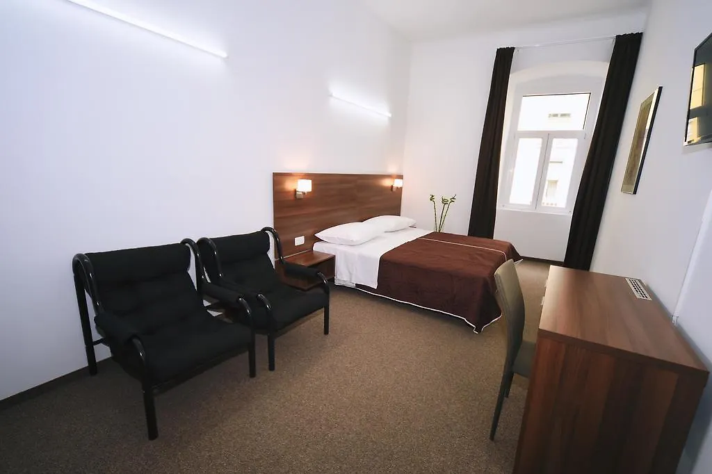 Riva Rooms-1