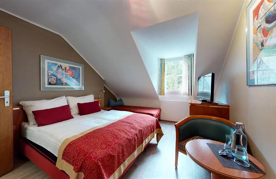 Hotel Alt Montjoie-1