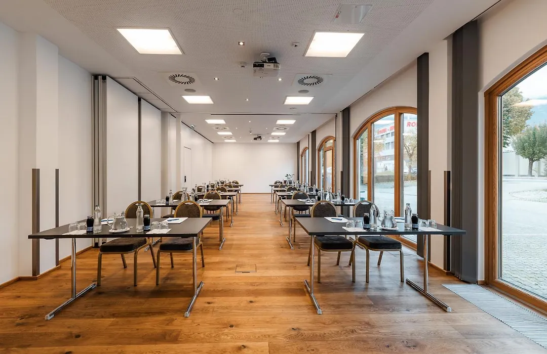 Holiday Inn Innsbruck-1