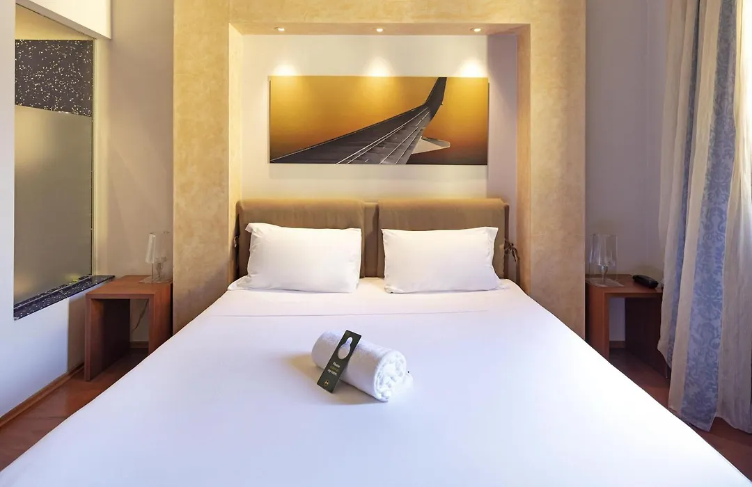 B&B Hotel Malpensa Lago Maggiore-1