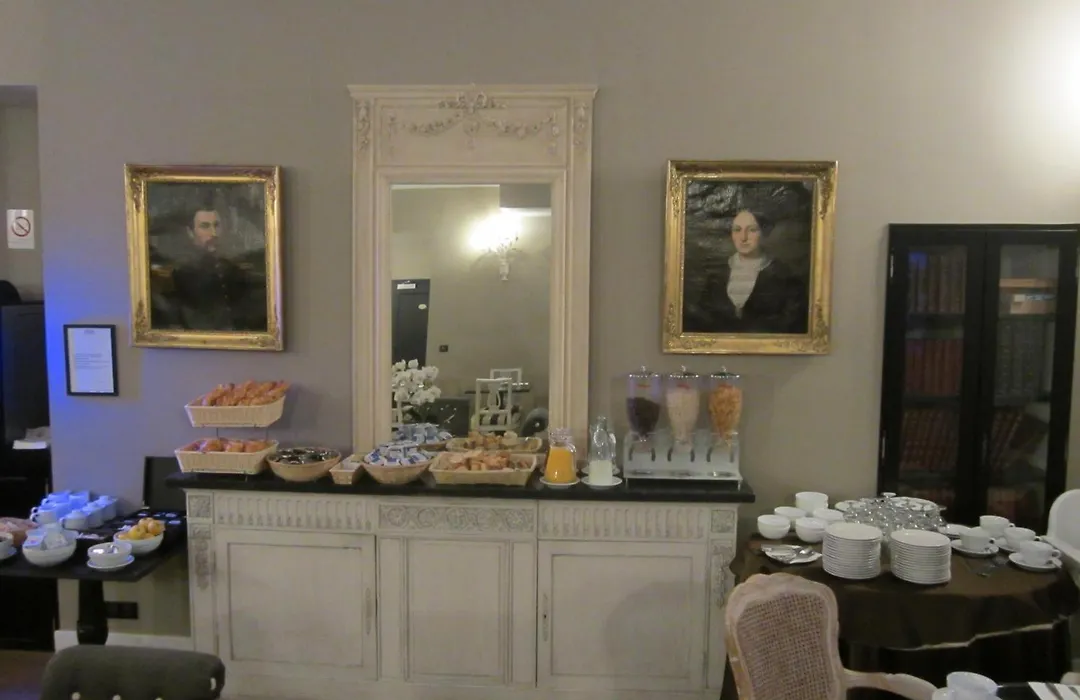 Château De Lazenay - Résidence Hôtelière-1