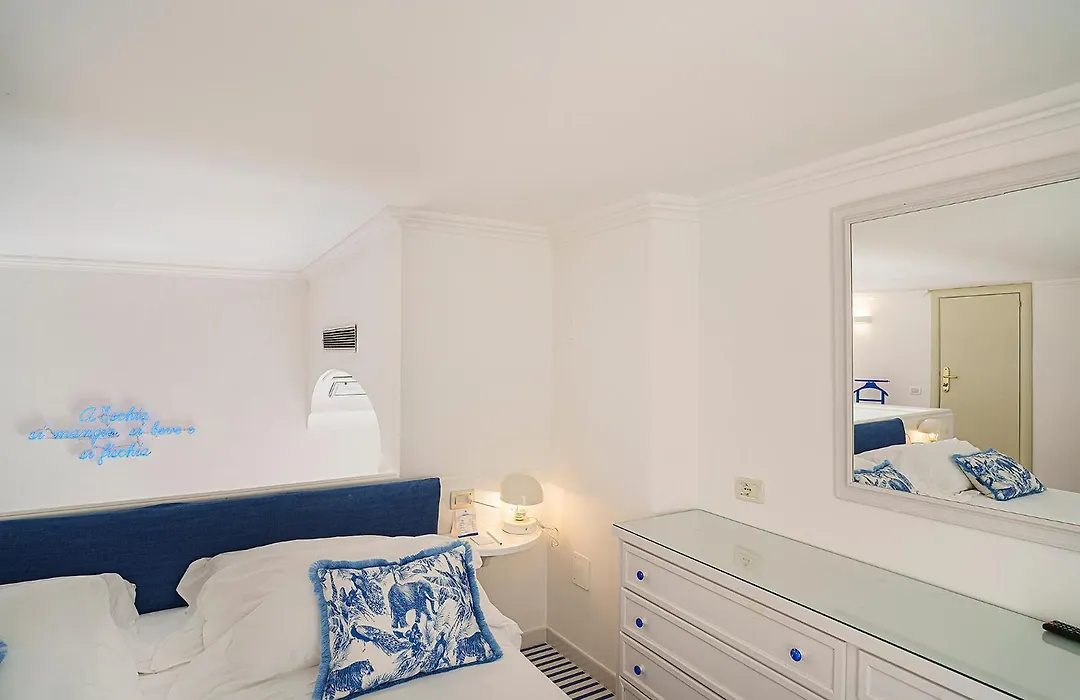 Hotel Continental Mare-1