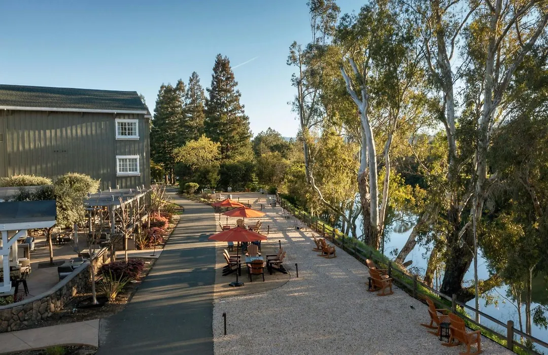 River Terrace Inn-1