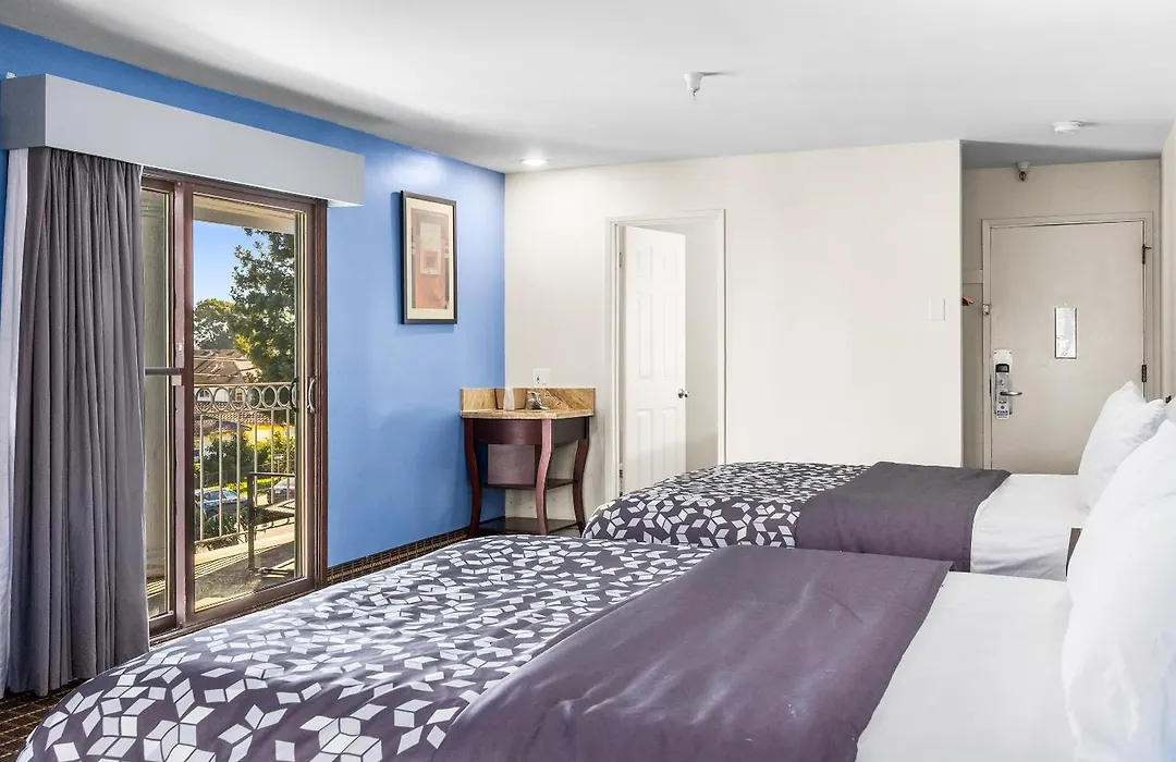 Hotel Solares-1