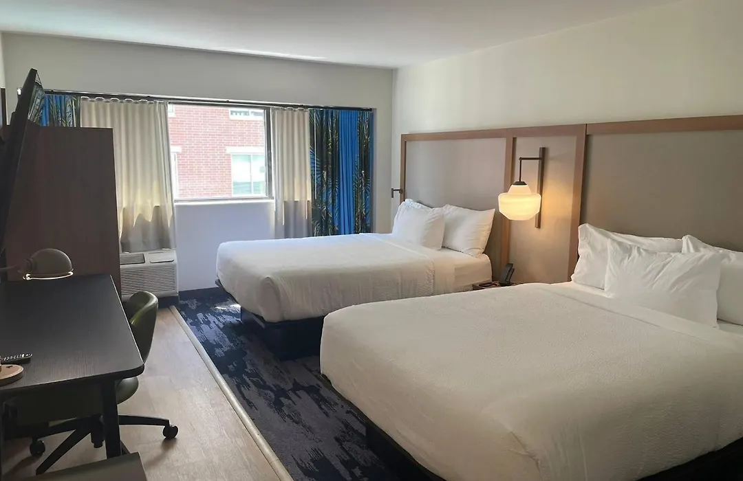 Fairfield By Marriott Inn & Suites Charleston Downtown-1