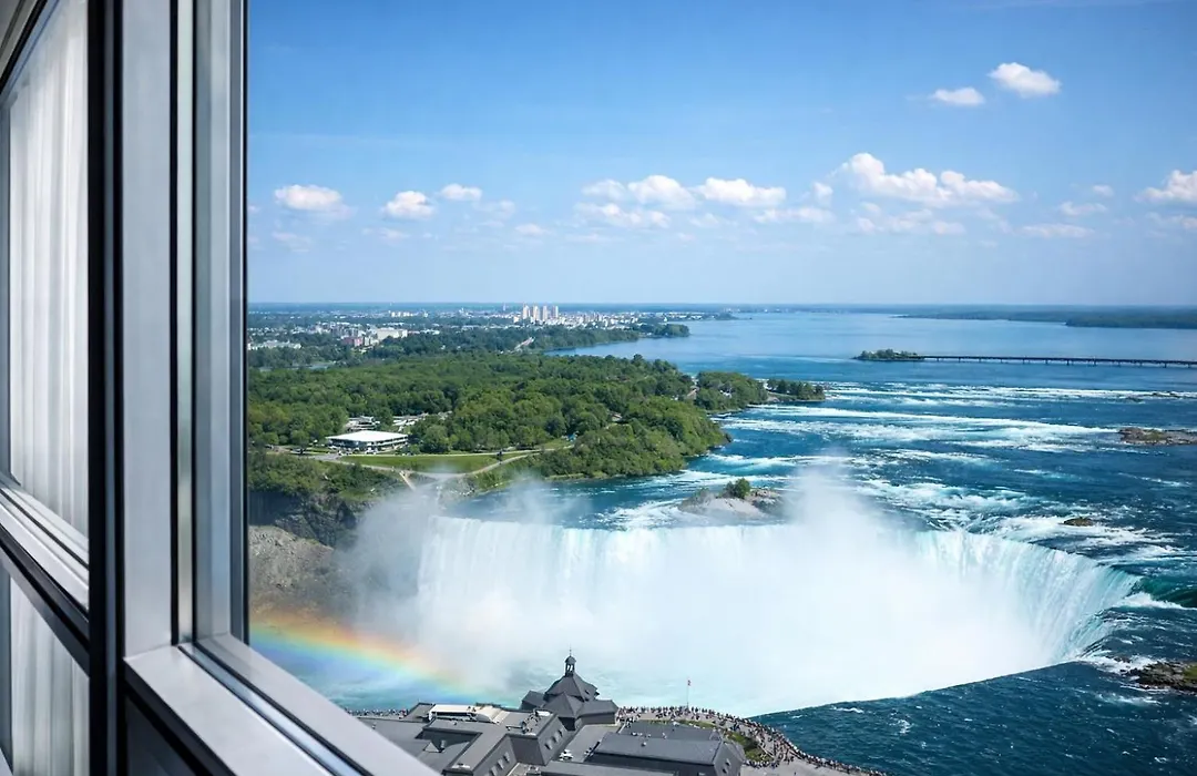 Tower Hotel At Fallsview-1