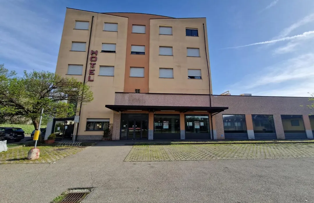 Hotel Fidenza-1