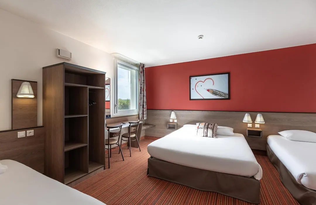Ace Hotel Chateauroux-1