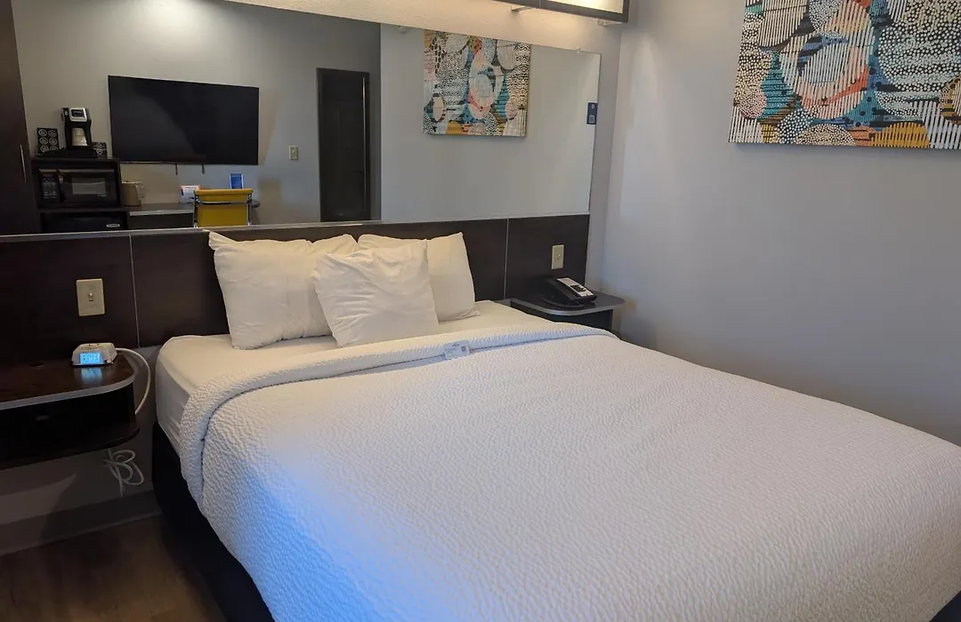 Microtel Inn & Suites By Wyndham Wheeling At The Highlands-1