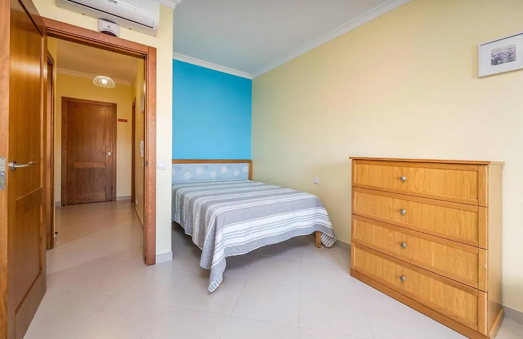 Apartamentos Vista Mar-1