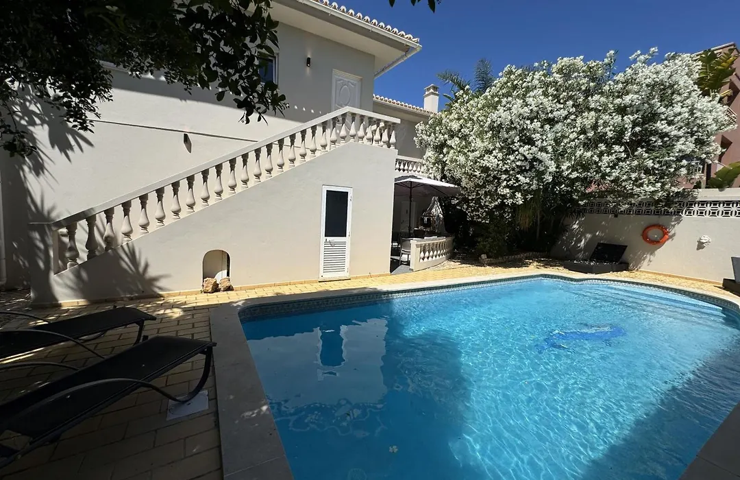 Beach House Lagos - Beachhouselagos - Meia Praia-1