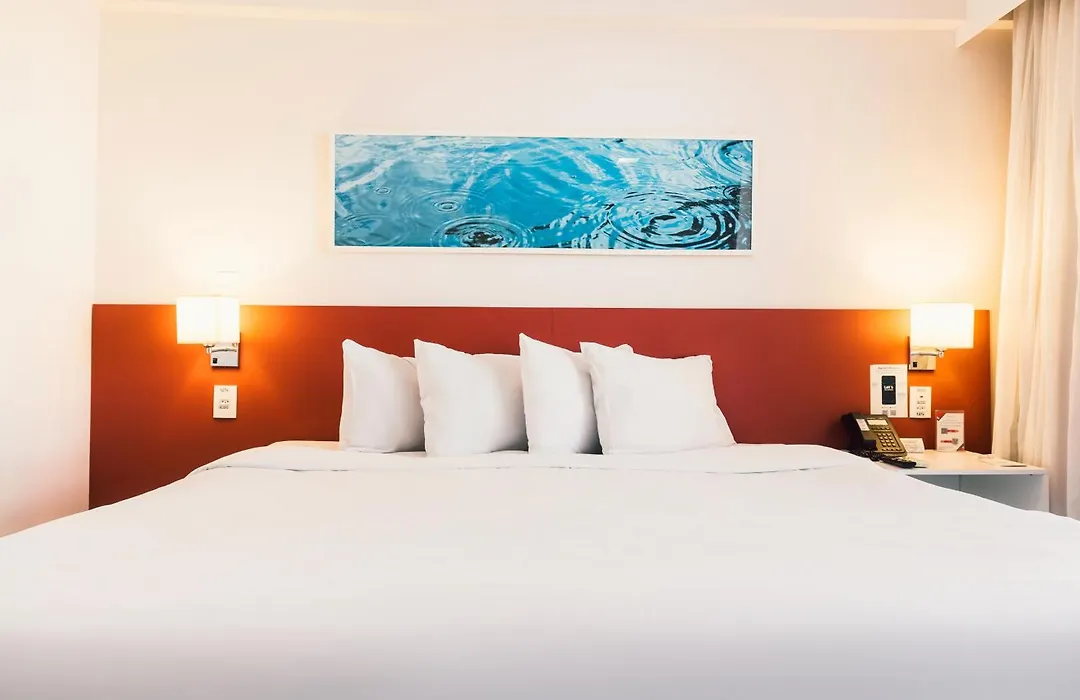 Ramada Hotel & Suites Campos Pelinca-1
