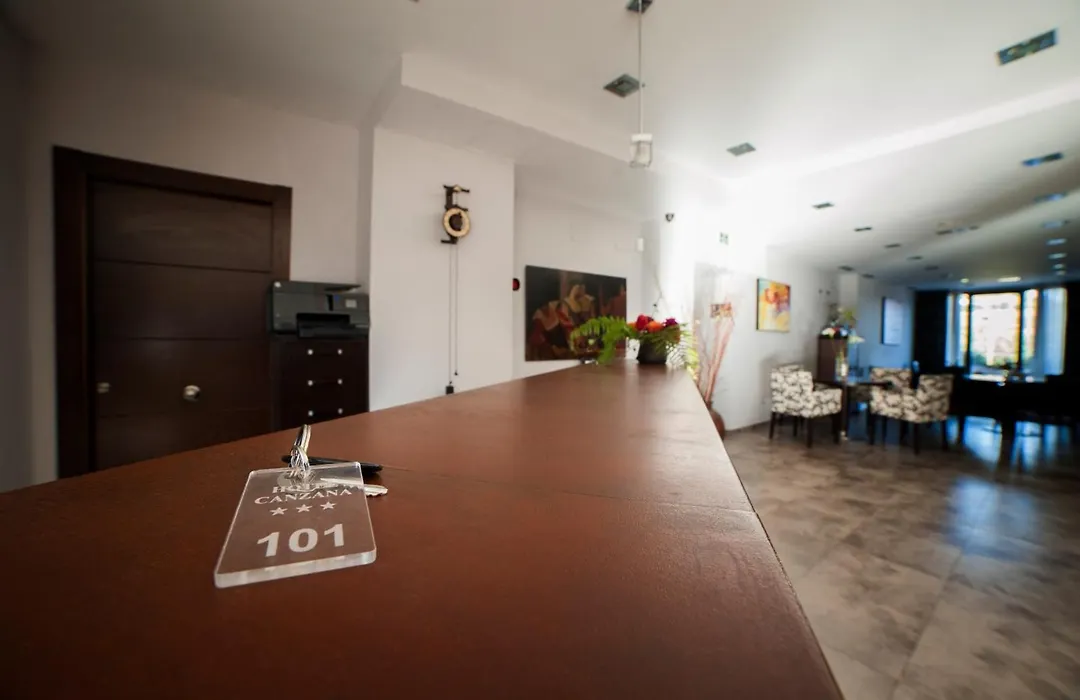 Hotel Restaurante Canzana-1