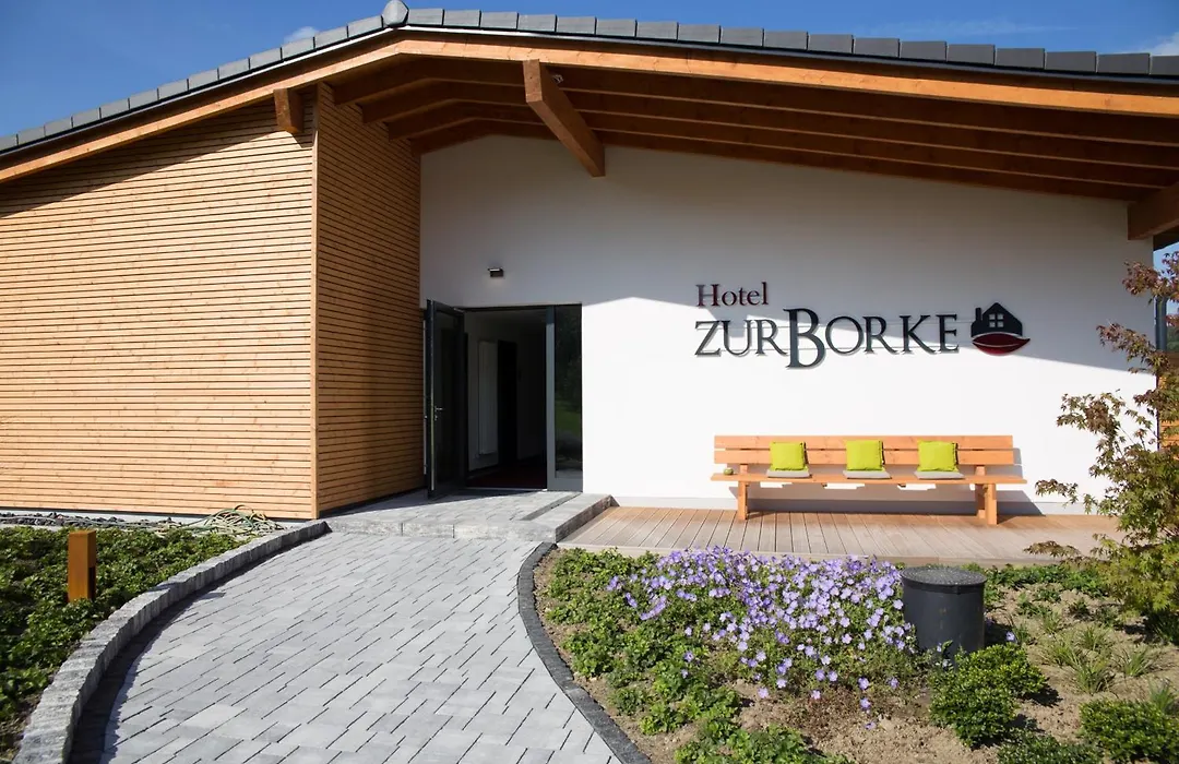 Hotel Zur-Borke-1