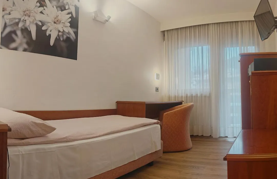 Hotel Moena-1