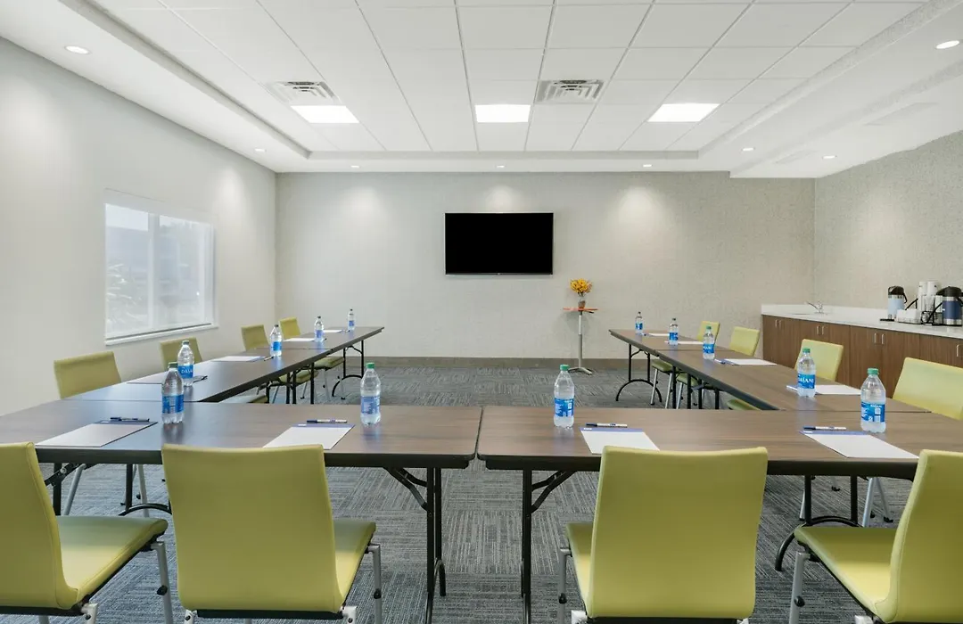Holiday Inn Express & Suites - St. Petersburg - Madeira Beach By Ihg-1