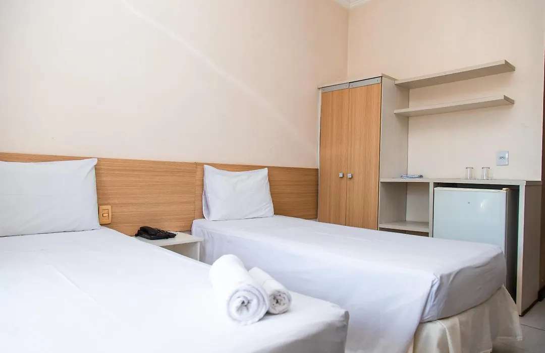 Hotel Equinocios Executive-1