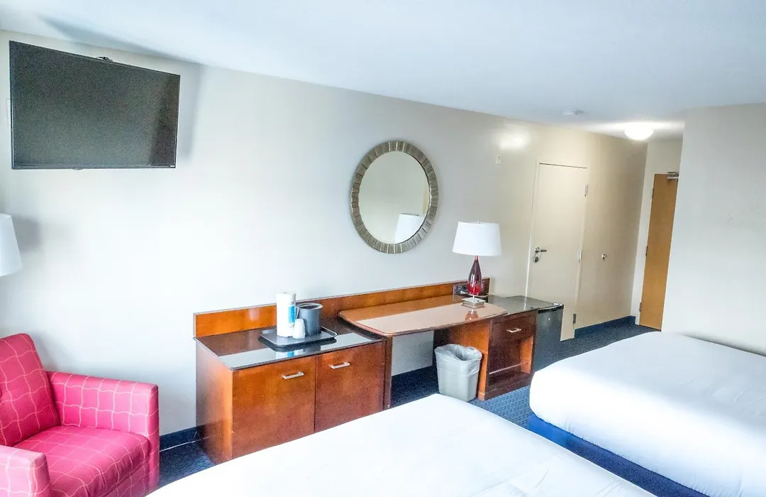 Islander Inn-1